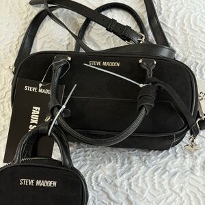 NWT Steve Madden Black Faux Suede Crossbody Bag with Faux Fur Coin Purse